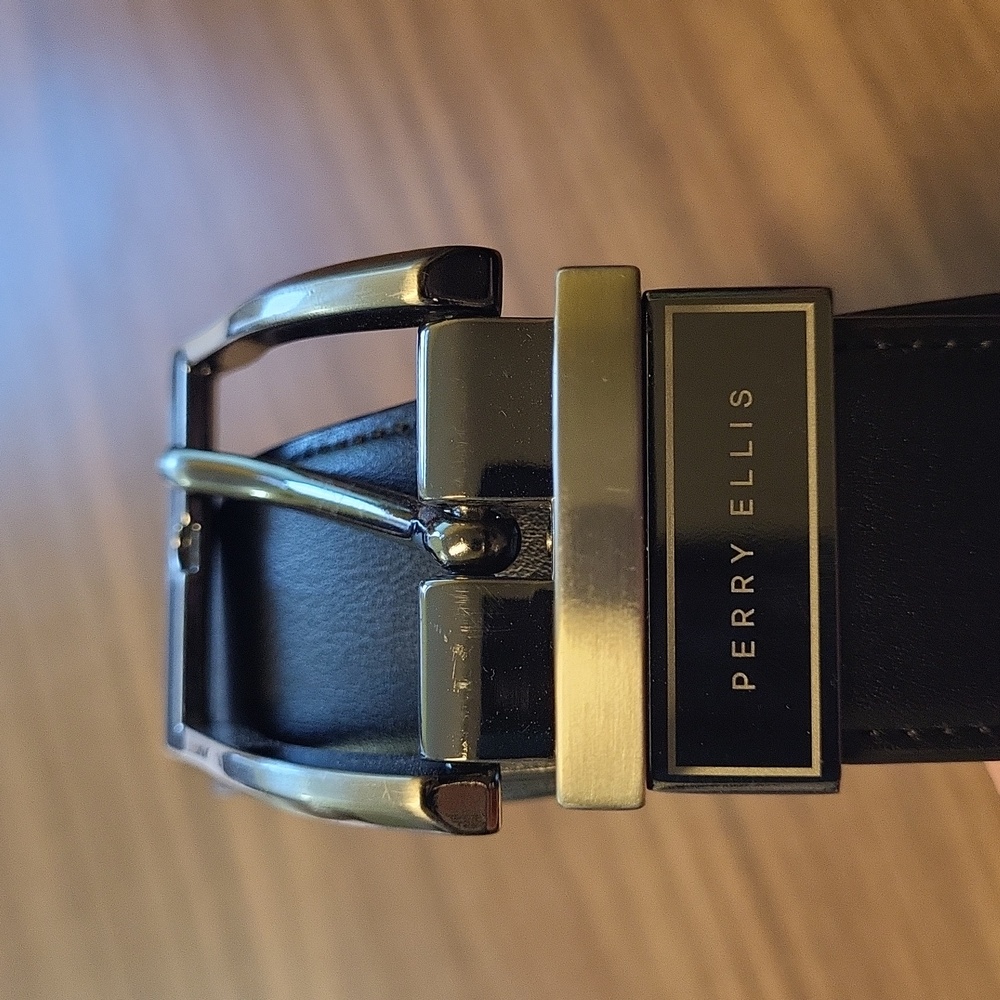 Perry Ellis Leather Belt